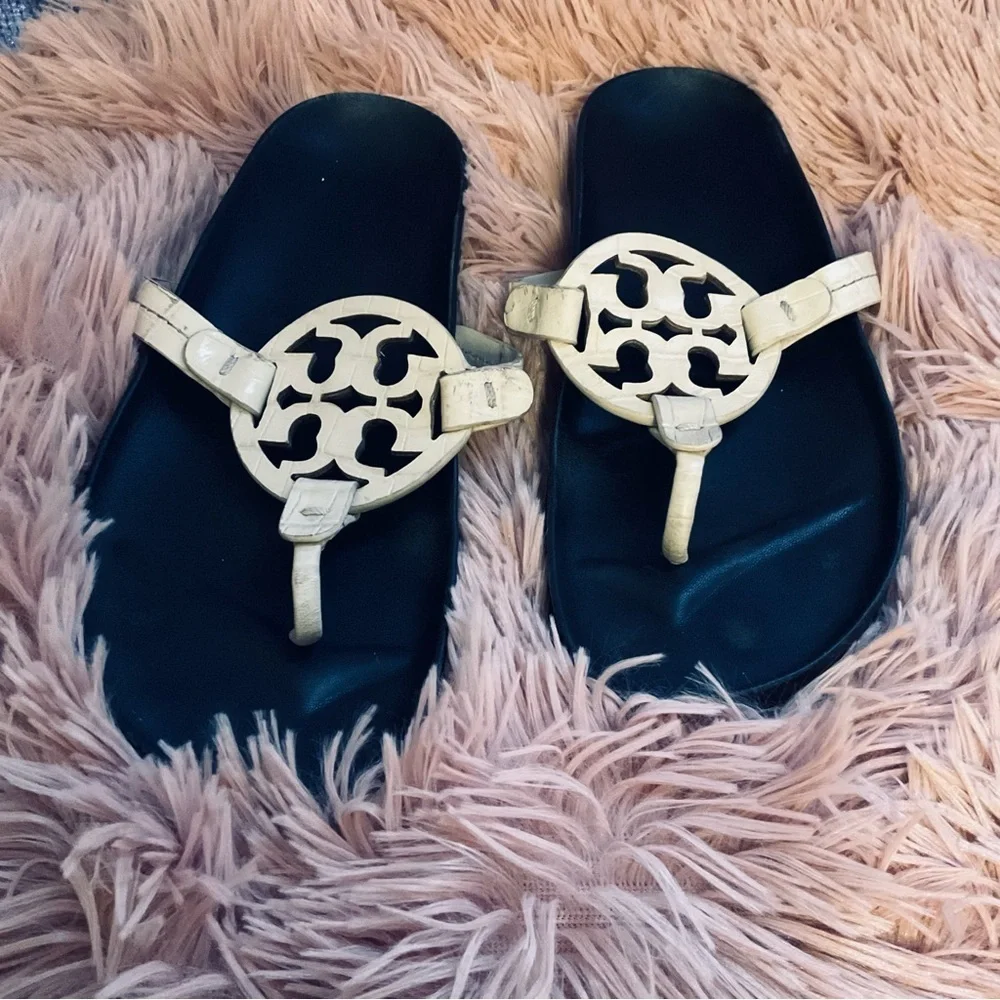Tory Burch Black and cream Sandals size 7M